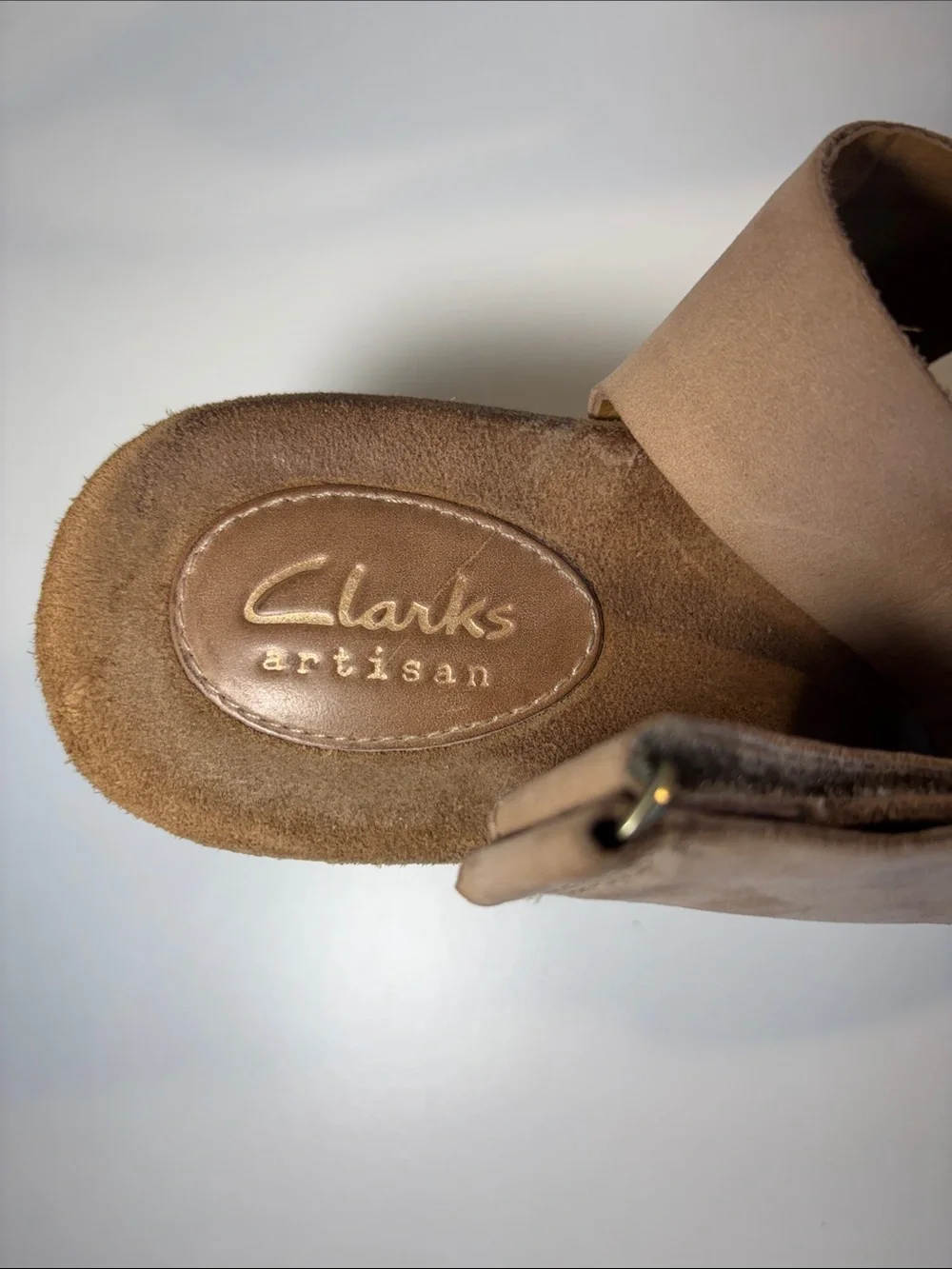 Clarks suede cross